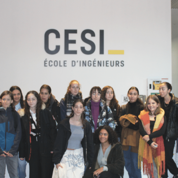 Le campus CESI de Lyon accueille des collégiennes pour promouvoir la mixité dans l’industrie